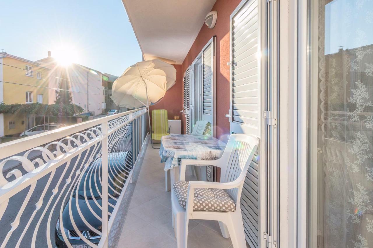 Apartment La Mare Stobrec Bagian luar foto